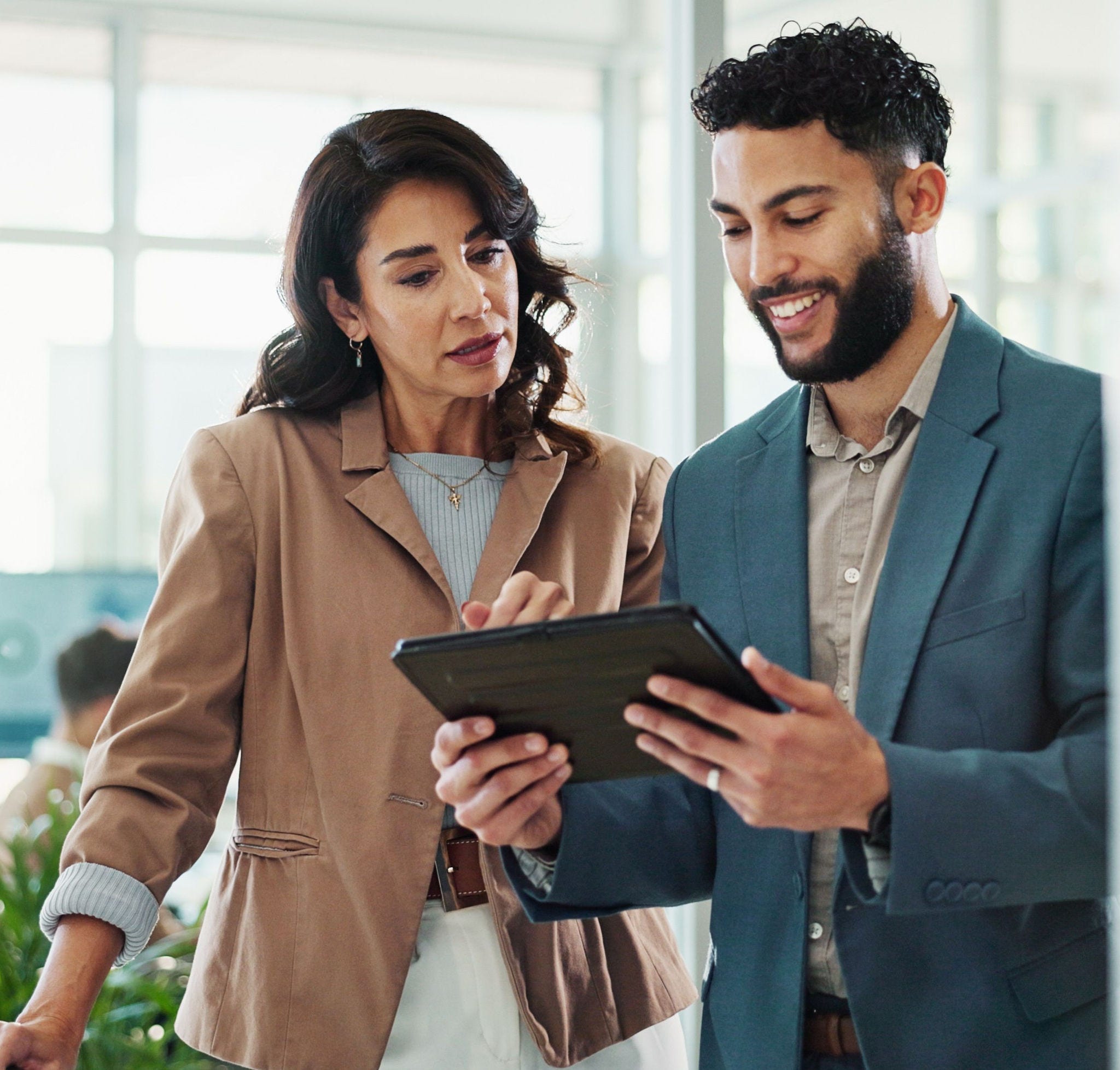 woman is supermarket 
