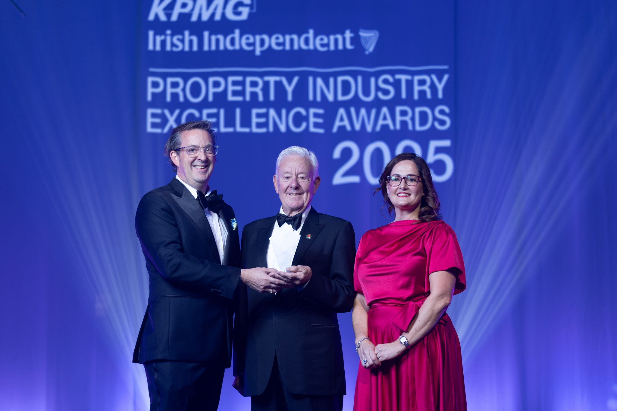 The 2025 KPMG Irish Independent Property Industry Excellence Awards, the landmark 10th anniversary edition of Ireland’s premier celebration of excellence in the property & real estate industry, took place last night at the Convention Centre Dublin. Leading figures from across architecture, construction, planning, development, and real estate gathered to honour projects and people shaping Ireland’s future.