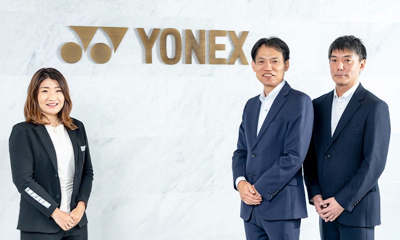 Japanese alt text: 左から　ヨネックス　忍田氏、KPMG　真下、髙田