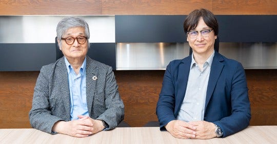 左から　名古屋商科大学・早稲田大学　根来氏、KPMG　室住