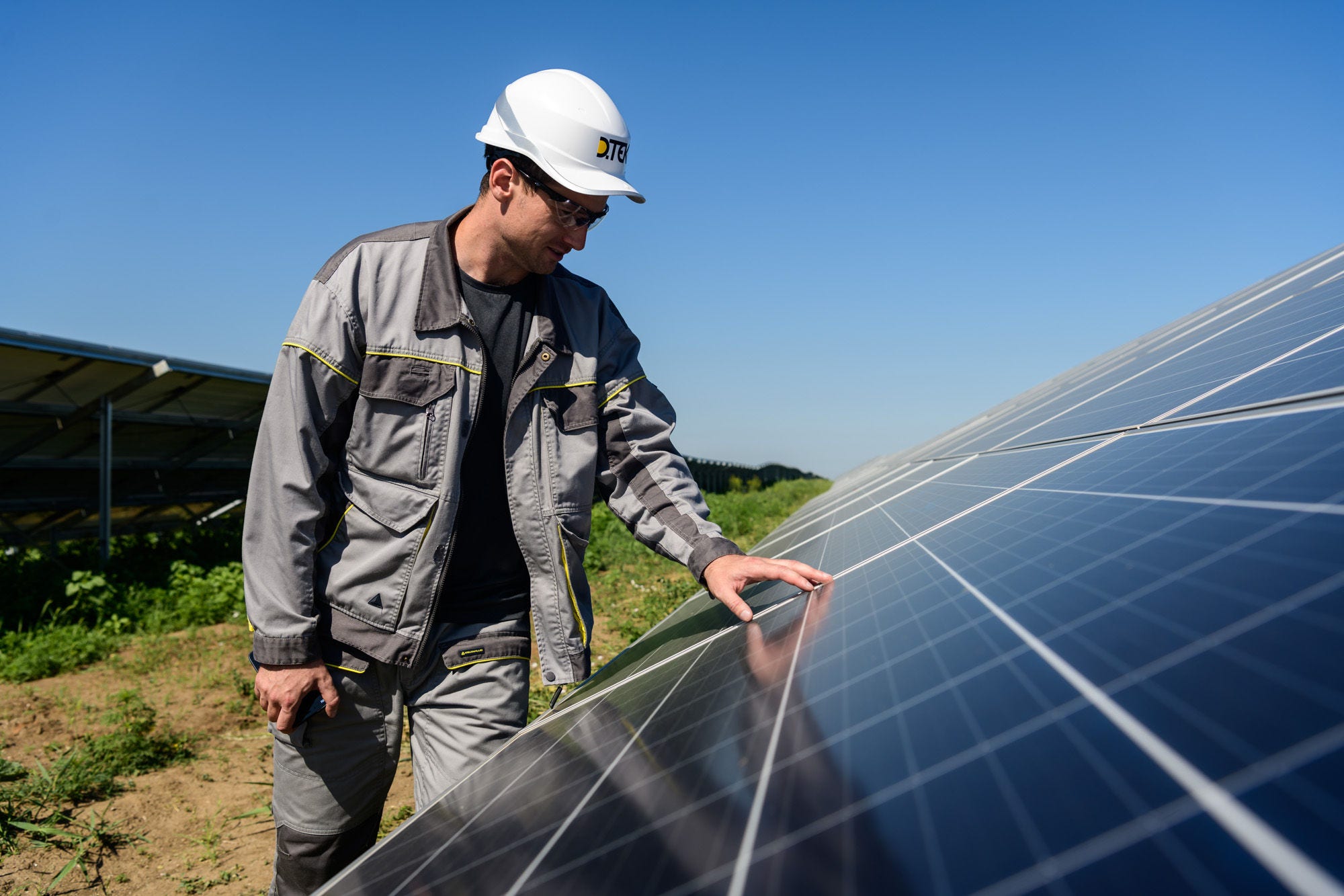 Сонячна електростанція. Фото: ДТЕК