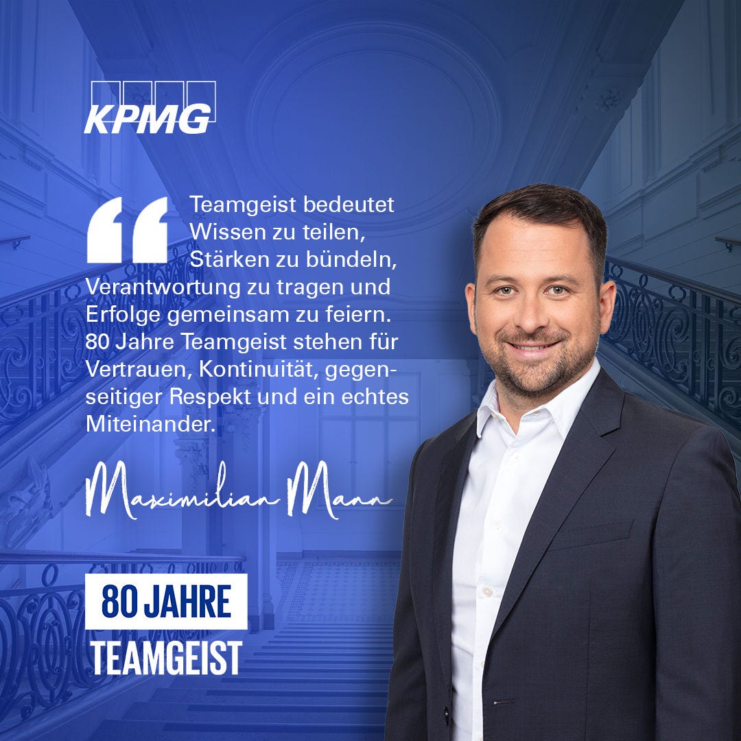 Mann im Anzug, Zitat; „80 Jahre Teamgeist“, blauer Hintergrund