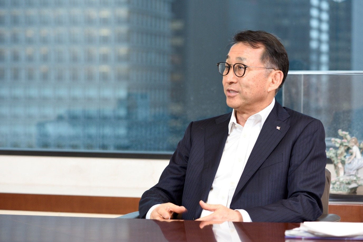 コメント中の河野氏