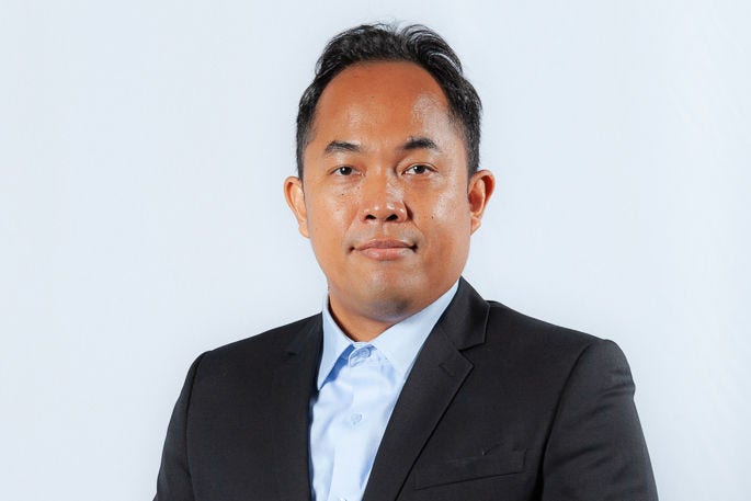 Apisak Srihamat, Associate Director, Technology Consulting
