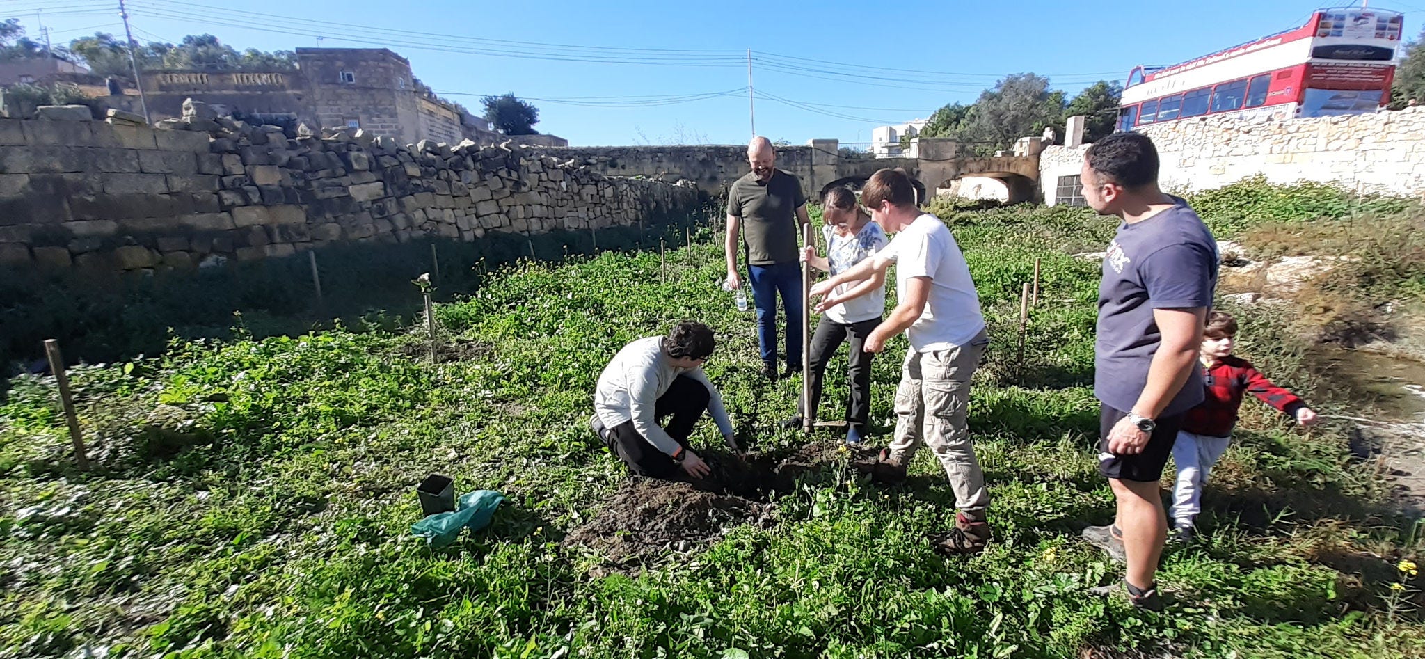 Clean up in Wied Qirda