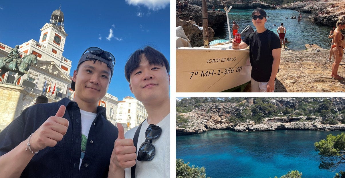 자유여행 일정을 함께한 친구와 찰칵!/ 사진작가 요시고가 사랑한 해변, 스페인 칼로 데스 모로(Caló des Moro)로 향하는 길/  스페인 마요르카 섬 칼라 피구에라 숙소 발코니에서 바라본 바다 풍경
