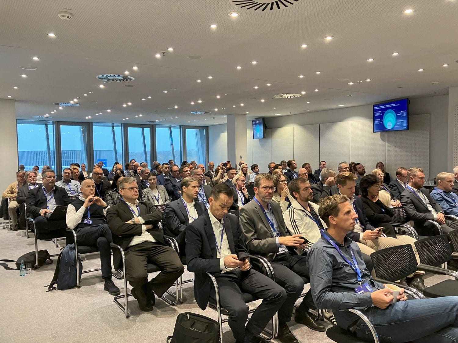 Bild 2: Interessierte Zuhörer