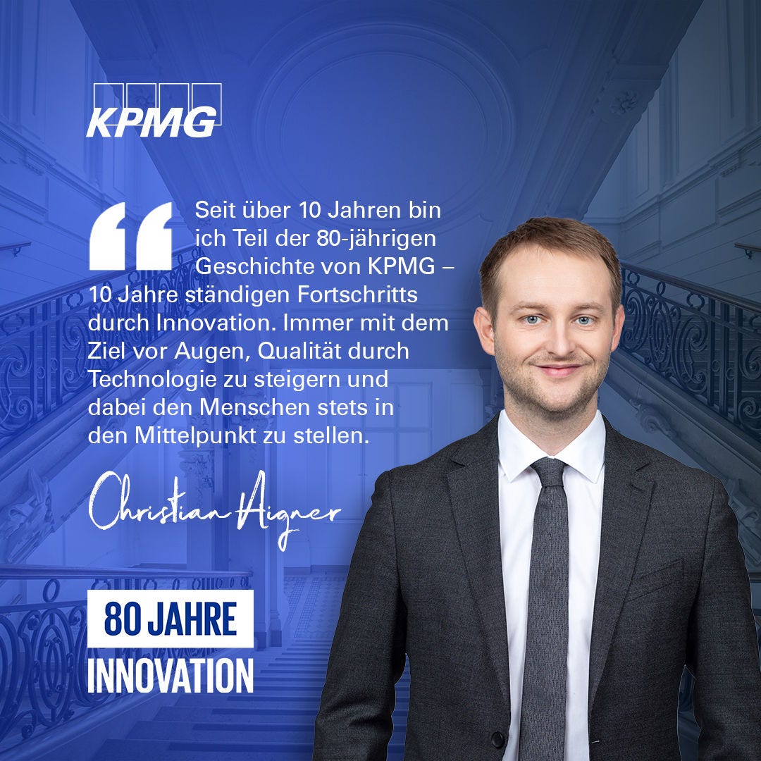 Mann im Anzug, Zitat; „80 Jahre Innovation“, blauer Hintergrund