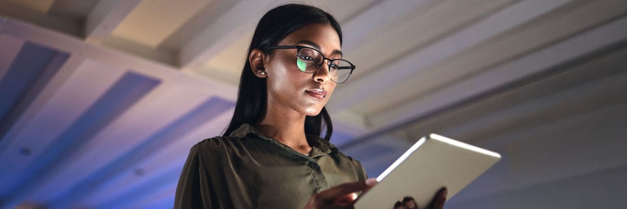 Colleague working on a tablet
