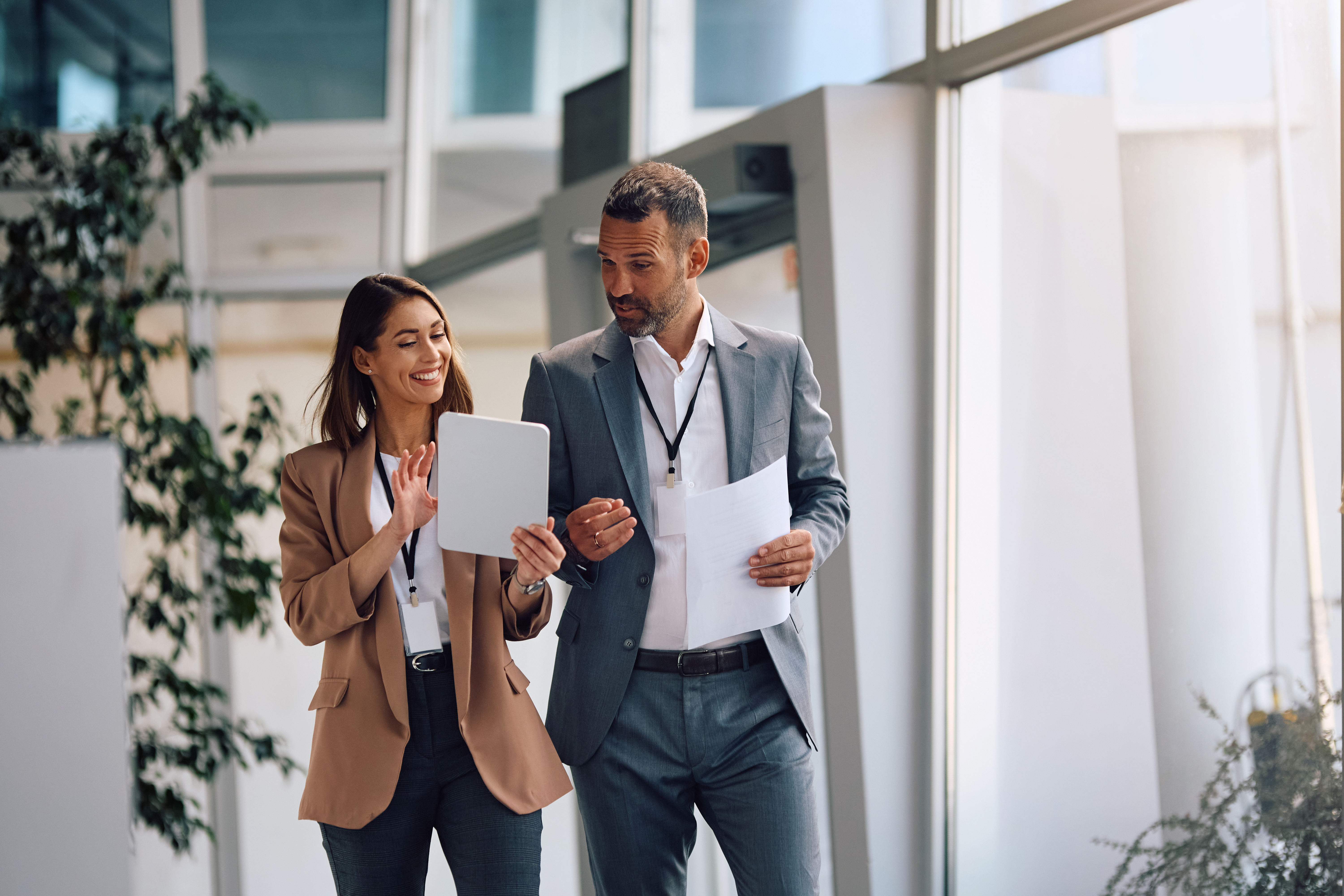 kpmg-y-microsoft-expanden-la-ia-empresarial-con-agent-365-y-copilot.jpg